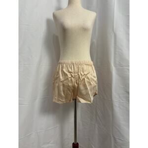 NWT Ettitude Sateen Shortie - Oat